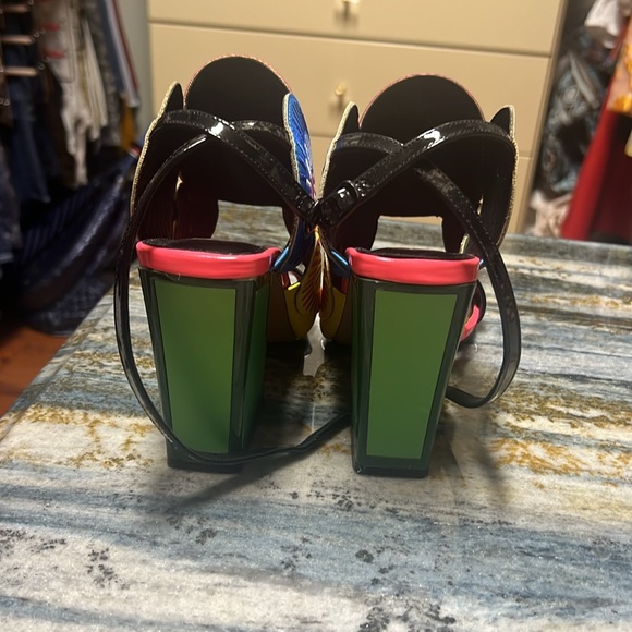 EXE LUCIA Block Heel Sandal - Picture 3 of 5